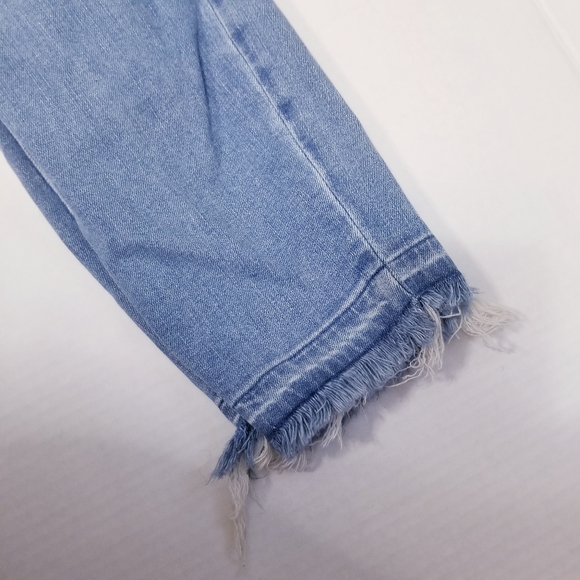 Paige Verdugo Crop Jeans Sunray Destructed Shaggy Let Size 28 - Picture 4 of 8